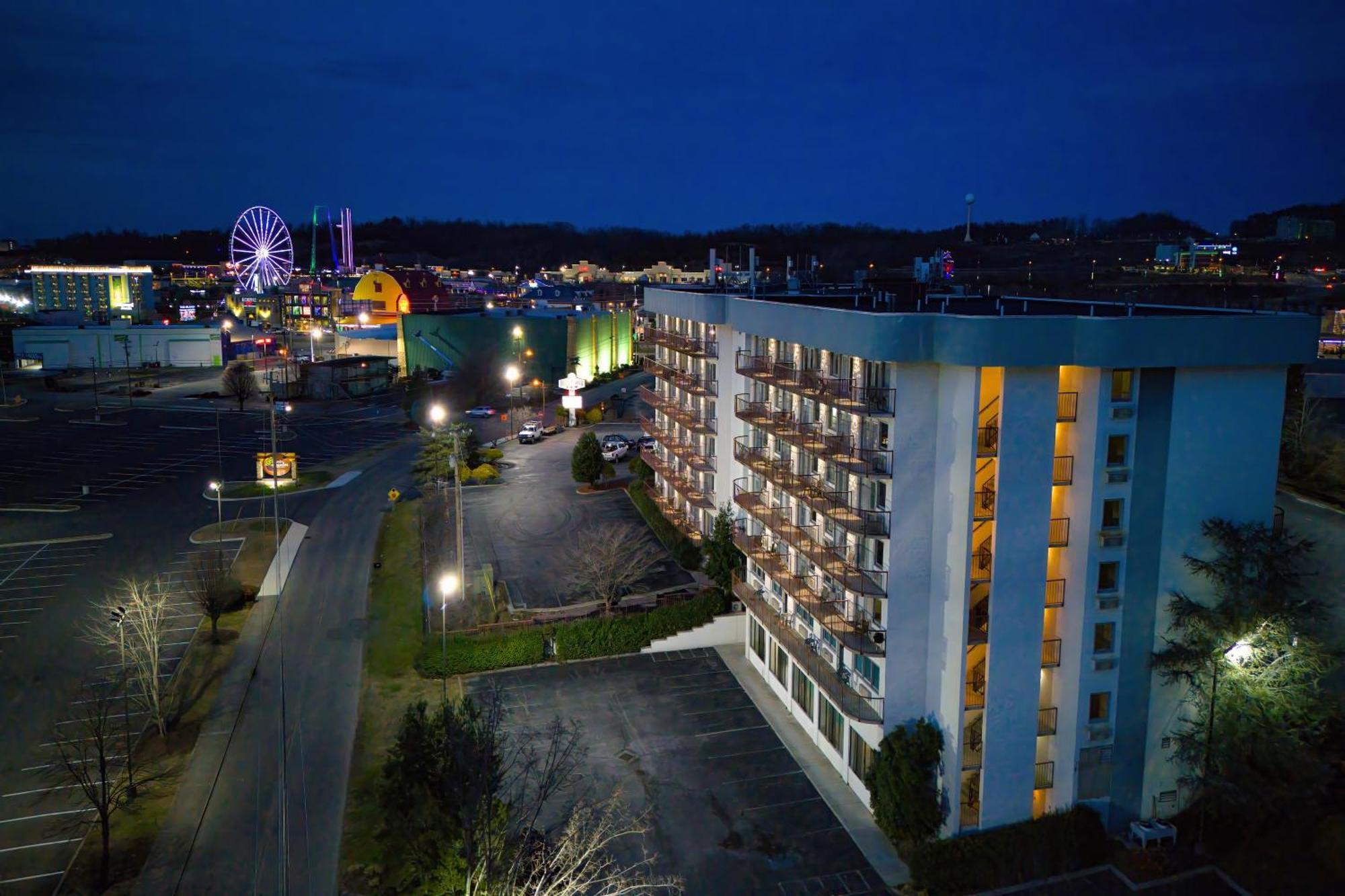 Park Tower Inn Pigeon Forge Exterior foto